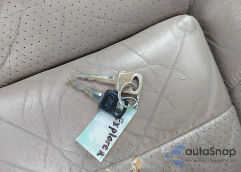 1994 Ford Explorer из США, поврежденный, VIN 1FMCU24X6RUD62453